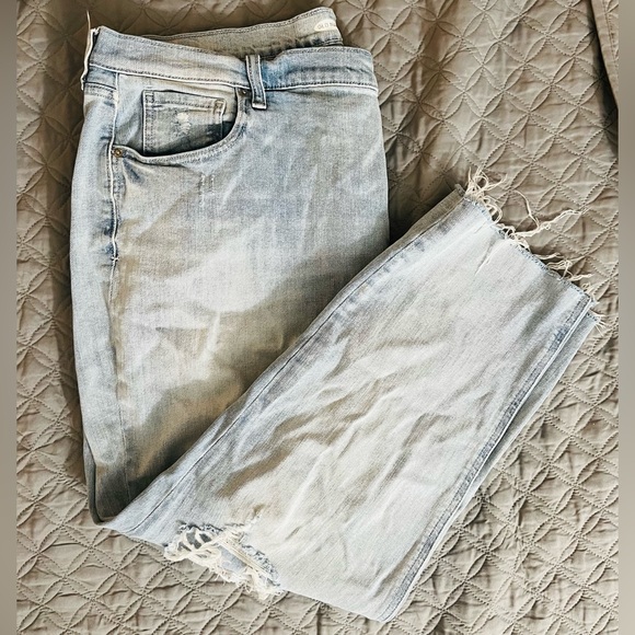 Old Navy Boyfriend Jeans - Picture 2 of 3